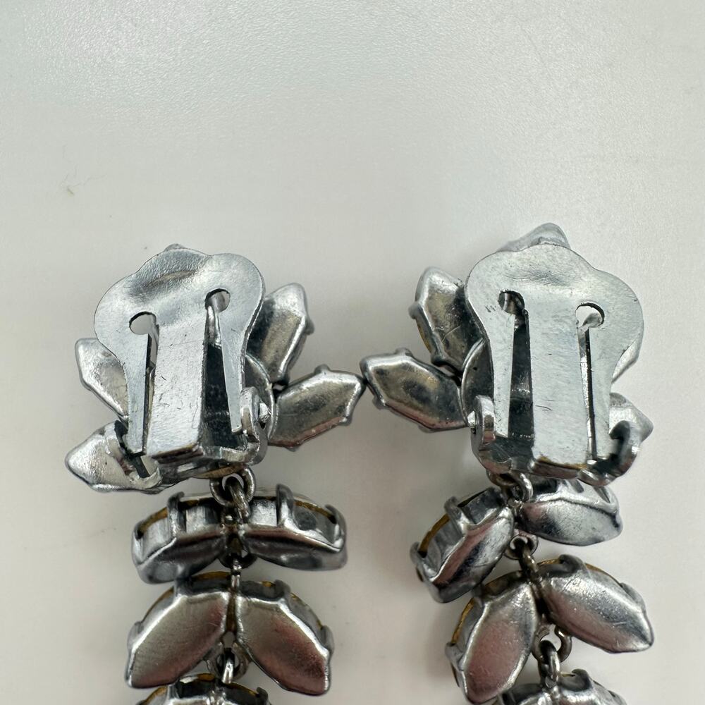 Austria 1950s vintage silver tone clear glass rhinestones drop clip on earrings - Picture 6 of 8